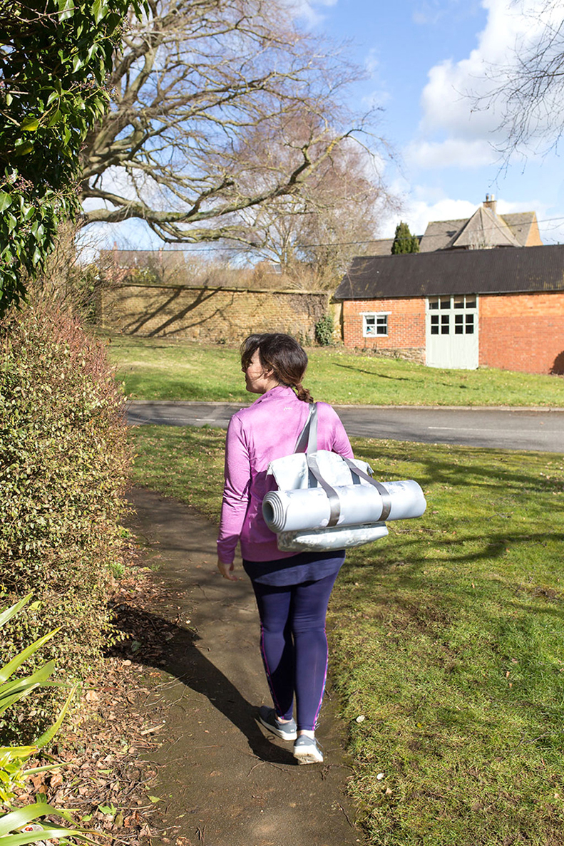 Gym bag with store yoga mat slot